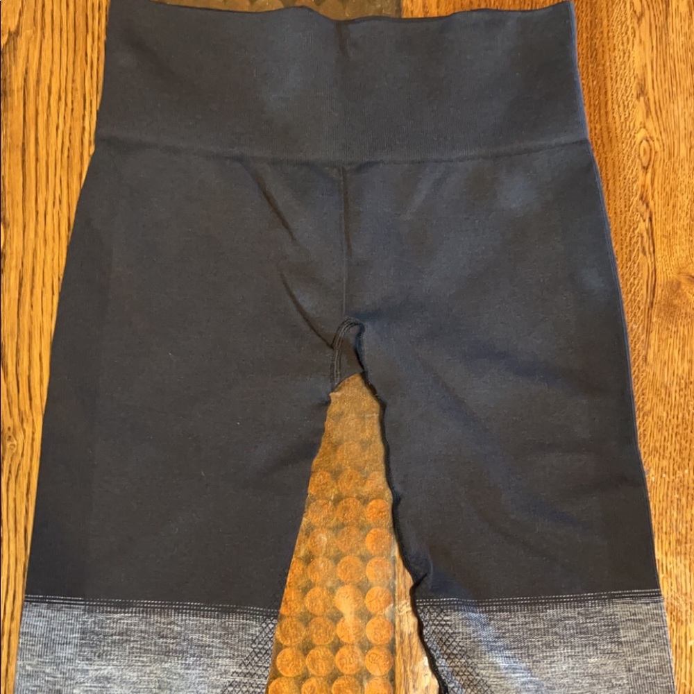 3/4 Lululemon leggings